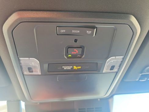 Certified 2025 Toyota Tacoma TRD Sport image 10