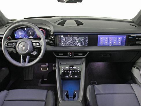 Used 2025 Porsche Macan Turbo Electric image 21