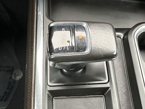 Used 2022 Chevrolet Silverado 1500 LT w/ Max Trailering Package image 18