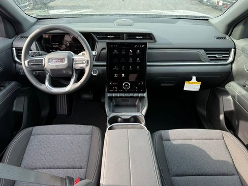 New 2026 GMC Terrain Elevation w/ Black Edition AWD/4WD image 29