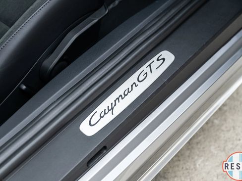 Used 2024 Porsche 718 Cayman GTS RWD image 28
