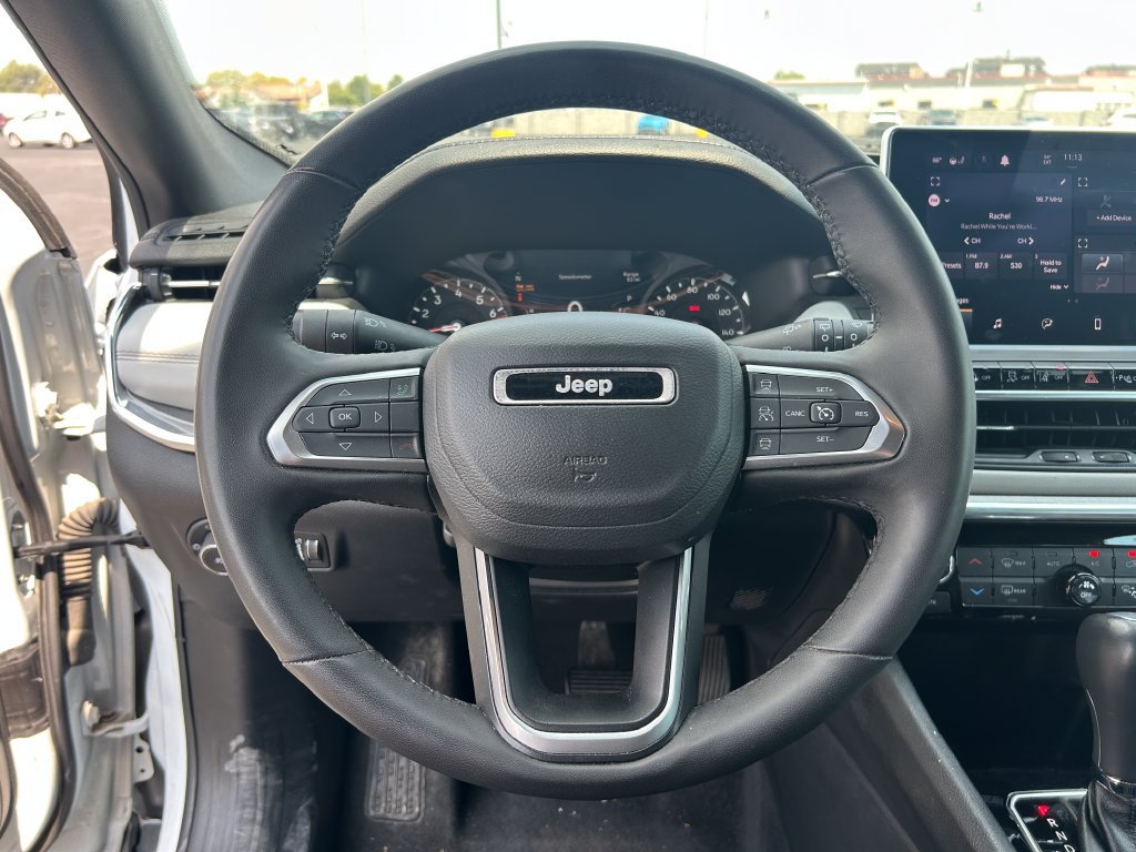Used 2023 Jeep Compass Limited AWD/4WD image 20