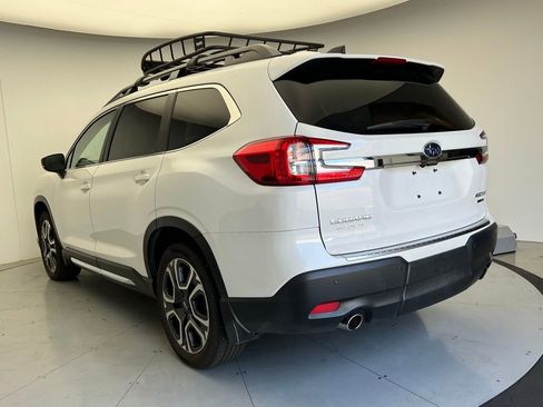 Used 2025 Subaru Ascent Limited w/ Popular Package #1 AWD/4WD image 4