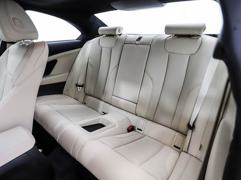 Certified 2025 BMW 230i xDrive Coupe w/ Premium Package image 19