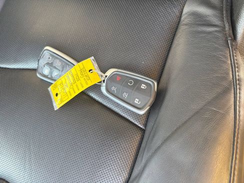 Used 2020 Cadillac Escalade ESV Luxury AWD/4WD image 33