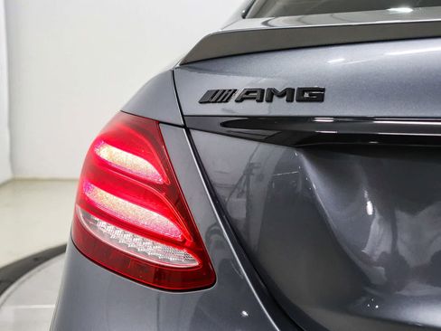 Used 2019 Mercedes-Benz E 63 AMG S image 11