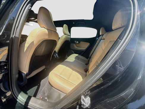 Used 2022 Polestar Polestar 2 w/ Plus Package AWD/4WD image 27