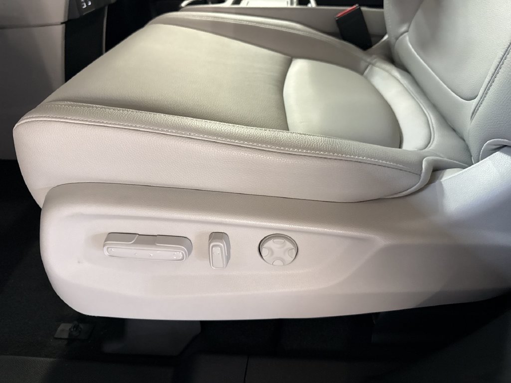 New 2026 Honda Odyssey EX-L image 14
