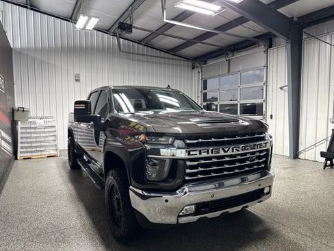 Used 2021 Chevrolet Silverado 2500 LTZ w/ LTZ Premium Package AWD/4WD image 32