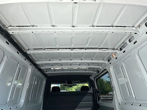 Used 2015 Mercedes-Benz Sprinter 2500 w/ Additional Battery Package image 15