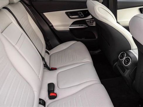 Certified 2026 Mercedes-Benz GLC 300 4MATIC image 28