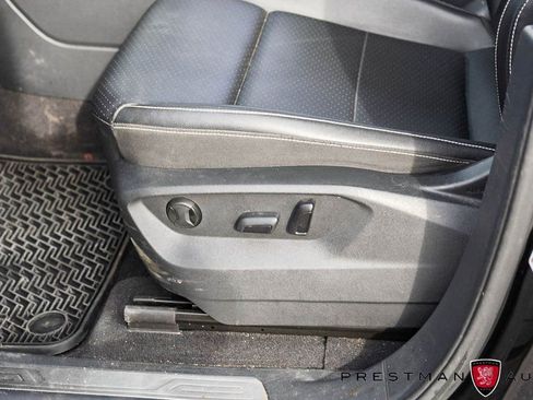 Used 2023 Volkswagen Atlas SE AWD/4WD image 11