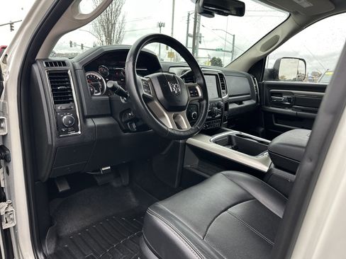 Used 2018 RAM 2500 Laramie w/ Sport Appearance Group image 9