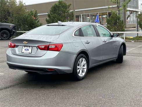 Used 2023 Chevrolet Malibu LT image 3