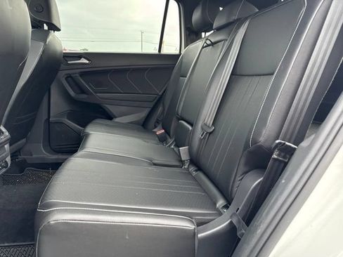 Used 2022 Volkswagen Tiguan SE R-Line AWD/4WD image 22