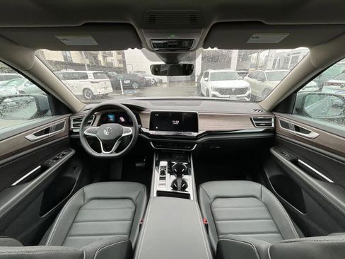 New 2026 Volkswagen Atlas SEL image 19