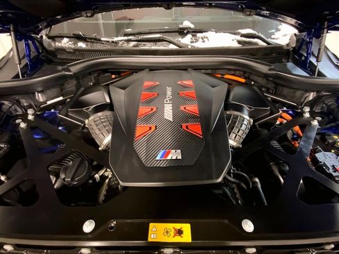 Used 2025 BMW XM image 30