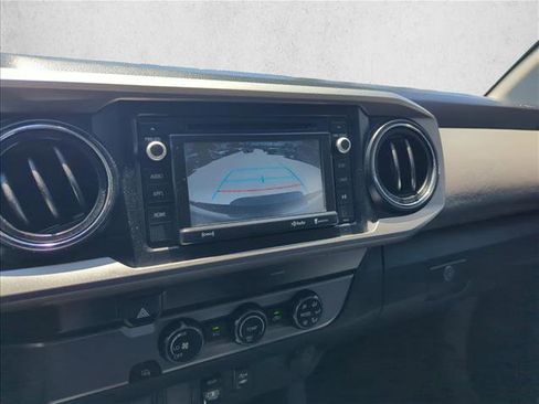 Used 2019 Toyota Tacoma SR5 RWD image 9