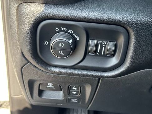 Used 2025 RAM 1500 Laramie w/ Night Edition AWD/4WD image 25