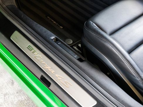 Used 2021 Porsche 911 Targa 4S image 24