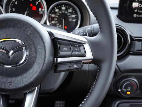 Used 2026 MAZDA MX-5 Miata Club w/ Interior Package RWD image 20
