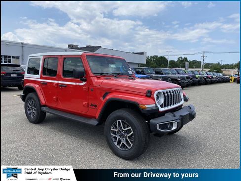 New 2026 Jeep Wrangler Unlimited Sahara w/ Whitecap Package AWD/4WD image 1
