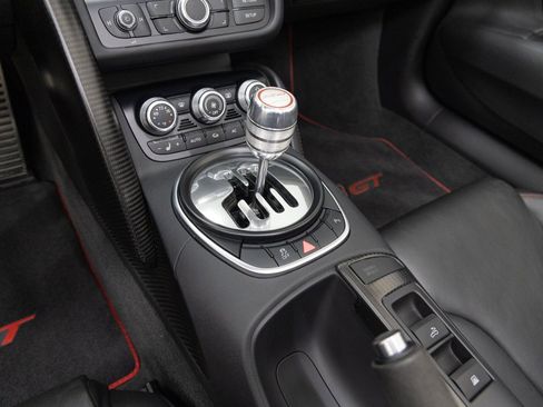 Used 2012 Audi R8 GT image 18