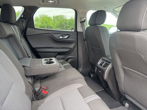 Used 2025 Chevrolet Blazer LT AWD/4WD image 20