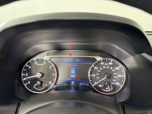 Used 2025 Nissan Altima 2.5 SV FWD image 29