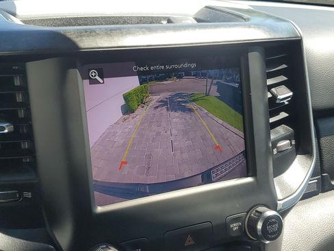Used 2019 RAM 1500 Big Horn AWD/4WD image 26