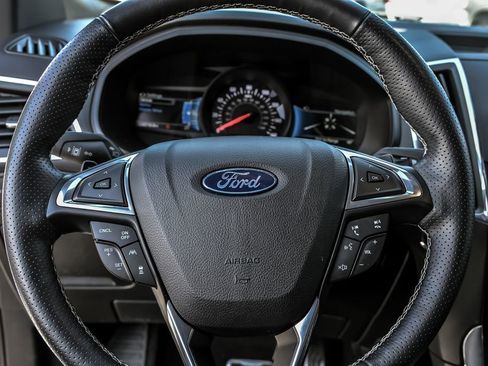 Used 2022 Ford Edge ST w/ Equipment Group 401A AWD/4WD image 21