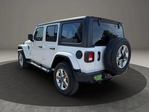 Used 2021 Jeep Wrangler Unlimited Sahara AWD/4WD image 7