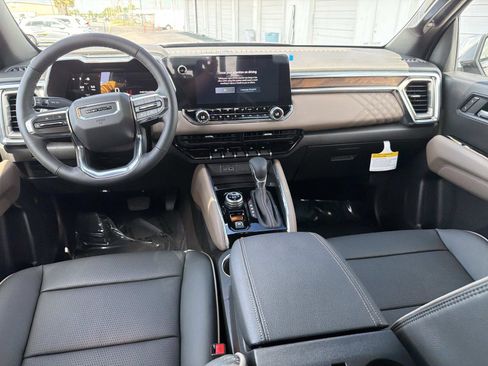 New 2026 GMC Canyon Denali AWD/4WD image 13