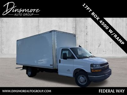 New 2024 Chevrolet Express 4500 Extended w/ Power Convenience Package