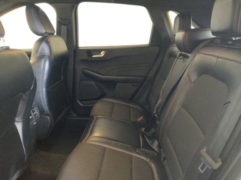 Used 2023 Ford Escape ST-Line AWD/4WD image 18