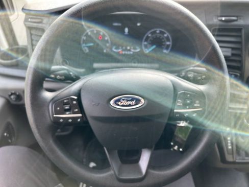 Used 2024 Ford Transit 250 Low Roof w/ Exterior Upgrade Package image 18