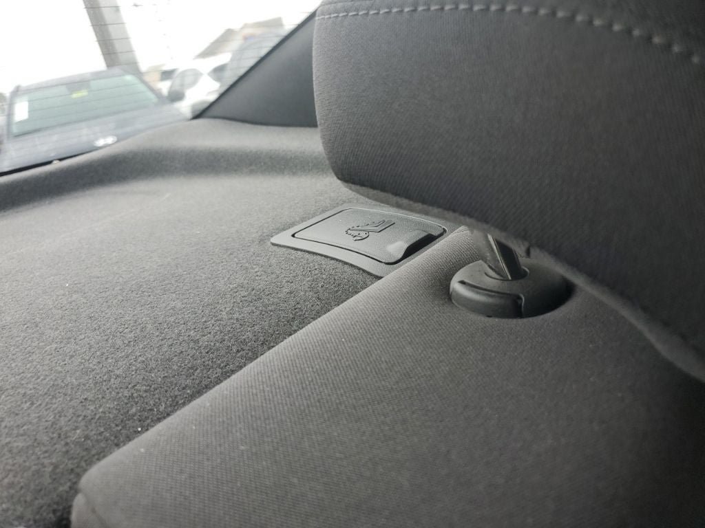 Used 2024 Chevrolet Malibu LT FWD image 39