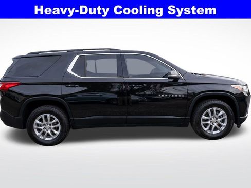 Used 2021 Chevrolet Traverse LT image 9