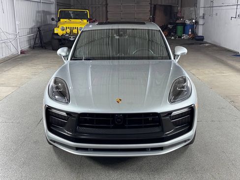 Used 2022 Porsche Macan GTS AWD/4WD image 2