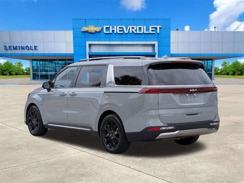 Used 2024 Kia Carnival SX FWD image 3