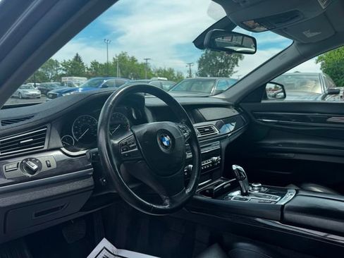 Used 2010 BMW 750Li xDrive AWD/4WD image 10