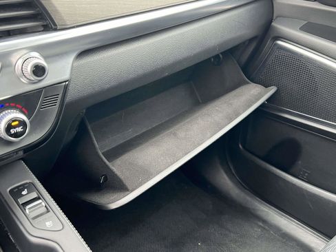 Used 2022 Kia Telluride SX w/ SX Prestige Package image 36