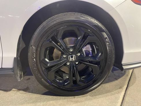 Used 2025 Honda Accord SE image 34