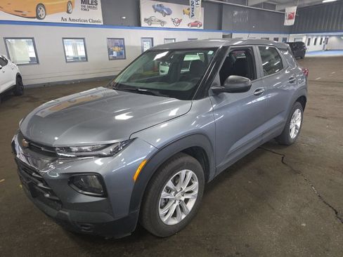Used 2021 Chevrolet TrailBlazer LS FWD image 7