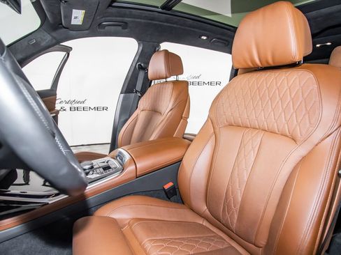 Used 2026 BMW X7 M60i w/ Climate Comfort Package AWD/4WD image 47