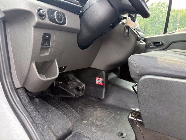 Used 2025 Ford Transit 250 Low Roof w/ Exterior Upgrade Package RWD image 31
