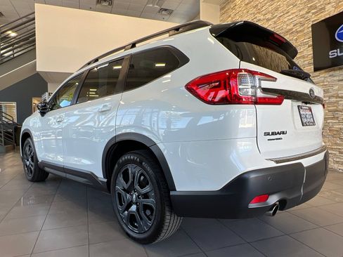 Certified 2024 Subaru Ascent Onyx Edition AWD/4WD image 3