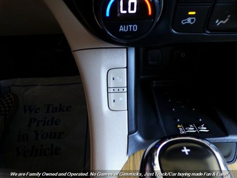 Used 2018 GMC Acadia Denali w/ Technology Package FWD image 40