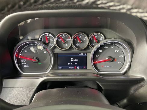 Used 2019 Chevrolet Silverado 1500 RST AWD/4WD image 5