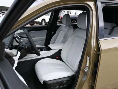 New 2026 Jeep Cherokee Laredo image 11